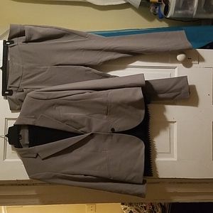 Ladies dresses & blouses, XL